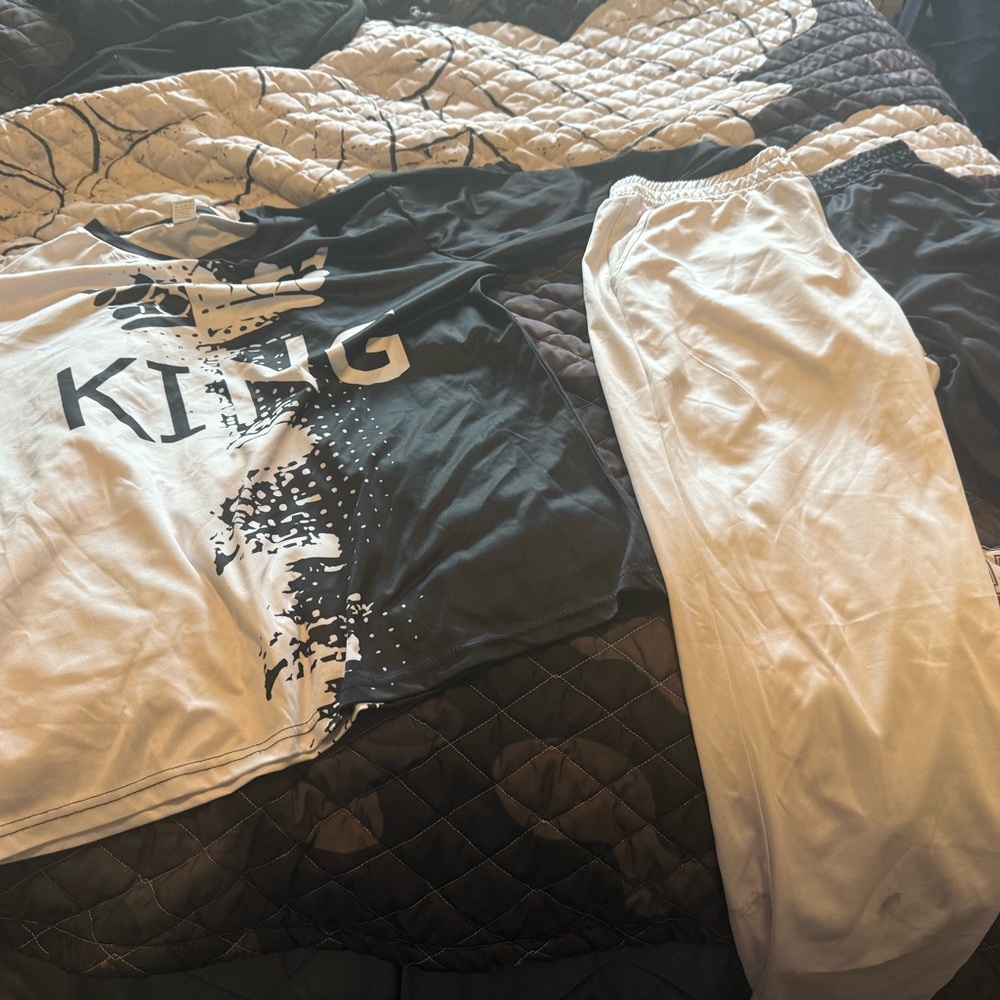 2 Pc King Sweatsuit